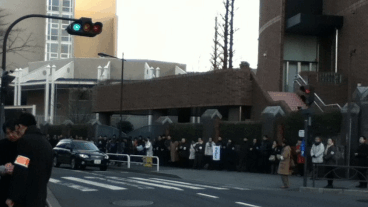 今日から始まる
