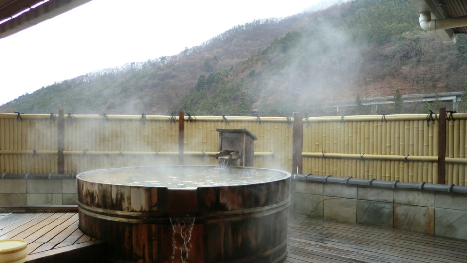 四万温泉の特別室にて