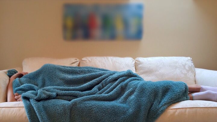 「いつ休んでるの？」への答え。私の生産性の秘密は「寝ながら」